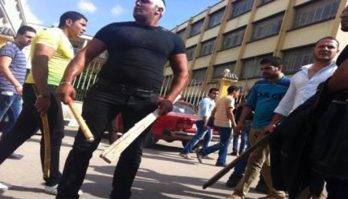 ننشر حصرياً صور بلطجية بزي مدني داخل جامعة المنصورة رافقوا الداخلية للاعتداء علي الطلاب