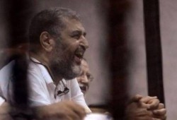 خديجة الشاطر : ضحكة أبي "حرقتهم" فعاقبوه!