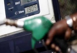 انخفاض إنتاج البترول والغاز لأدنى مستوياته خلال الـ 6 أشهر الماضية