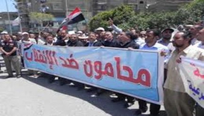 "محامون ضد الانقلاب" تطالب بوقفة حاسمة بعد اعتقال هيئة دفاع معتقلي شبرا