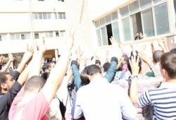 المنوفية : طلاب هندسة شبين يفاجئون الجامعة والأمن بفعالية حاشدة ضد الانقلاب