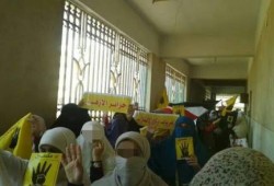 بالصور .. طالبات كلية الدرسات اسلامية بنات بكفرالشيخ ينظمن مسيرة حاشدة داخل حرم الكلية