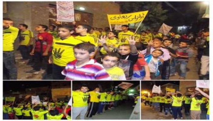 الجيزة: وسط تفاعل أهالي المنصوريـــة.. مسيــــرة ليليــة لـ"أولتراس ربعــاوي"