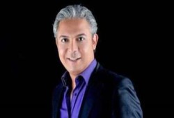 رئيس الإذاعة يهدد "معتز مطر" بالفصل من العمل