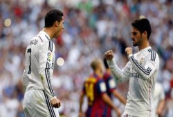 بالفيديو .. "ريال مدريد" يحسم موقعة الكلايسكو بثلاثية في شباك "برشلونة"