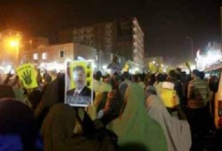 أسوان: سلسلة بشرية ليلية بإدفو تندد بخراب حكم العسكر