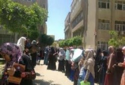 وقفة لطالبات الأزهر بتفهنا الأشراف تنديدا بحكم العسكر