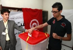 انتخابات تونس : "نداء تونس" أولا .. النهضة ثانيا