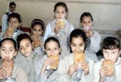 السويس : وقف التغذية المدرسية بسبب حالات التسمم