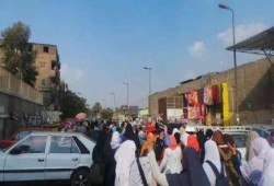 طلاب مدارس شبرا والزواية ينظمون مسيرة ضد الانقلاب بعد انتهاء اليوم الدراسي