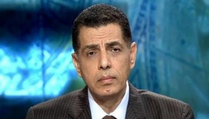 بالفيديو.. اعلامي انقلابي : "احنا اللي عملنا صنم السيسي"