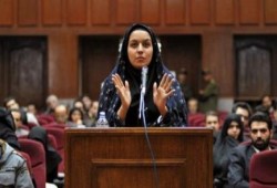 نص رسالة الإيرانية السنية «ريحانة» إلى أمها قبل إعدامها بتهمة قتل رجل حاول اغتصابها