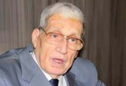 وفاة نعمان جمعة رئيس حزب الوفد الأسبق عن عمر يناهز 80 عامًا