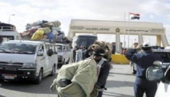 احتجاز 250 عاملا مصريا داخل ليبيا