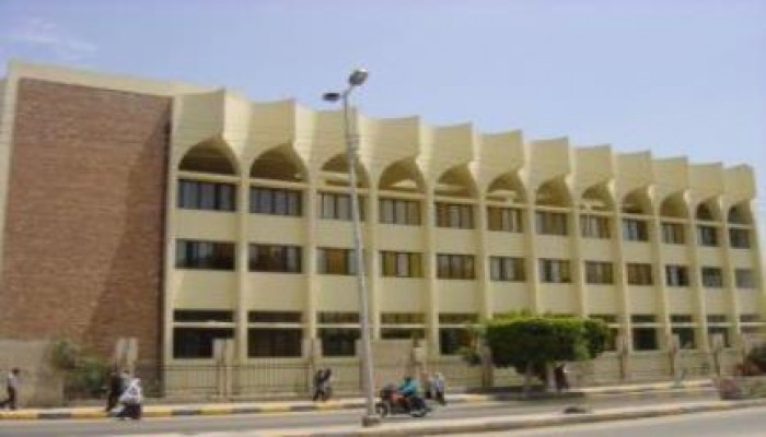 تهديدات بفصل 13 طالبًا بجامعة دمنهور بسبب مشاركتهم فى المظاهرات الطلابية