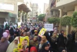 مسيرة لثوار شبرا الخيمة مع بدء فعاليات "العسكر يبيع سيناء"