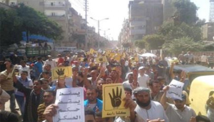 مسيرة لثوار القوصية بأسيوط تندد بتهجير أهالي سيناء