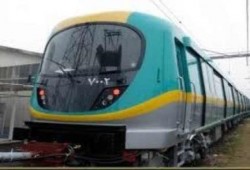 فشل الانقلاب: أعطال فنية بالمترو تتسبب في اغلاق أبوابه .. والركاب يحطمون الأبواب