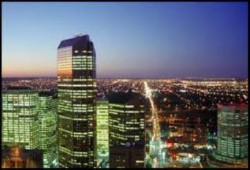 كندا تعلن نيتها باستقبال 285 ألف مهاجر عام 2015