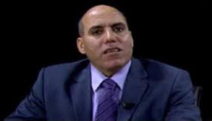 قطب العربي: السيسي لا يعرف سوى الدبابة للوصول للحكم