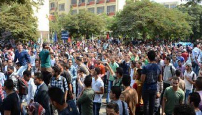 انتفاضة طلابية بجامعة عين شمس ضد الانقلاب العسكري