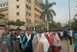 بالصور .. طلاب ضد الانقلاب " جامعة الزقازيق " ينظمون مسيرة حاشدة رغم الحصار الأمني