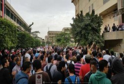 بالصور .. طلاب ضد الانقلاب " جامعة القاهرة " ينظمون فاعلية من أمام علوم وسط أجواء حماسية