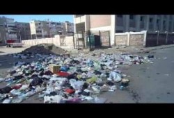 بالصور: انتشار القمامة حول مدارس بورسعيد يعيق حركة الدراسة