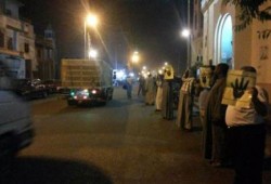 سلسلة بشرية لأحرار كوم أمبو رفضًا للانقلاب الإرهابي