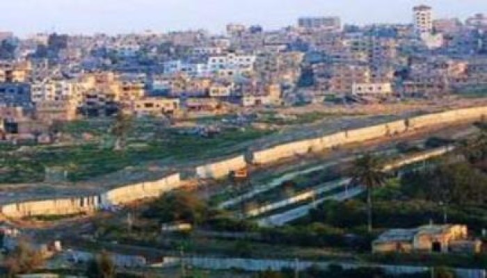 الداخلية في غزة تعلن تفكيك 3 عبوات على الحدود مع مصر