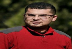 أبوعرب لـ"السيسي": «عايز تشوف الشباب يشارك في الانتخابات.. اعملها بالسجون»