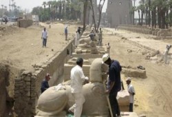 وقف العمل بـ 30 مشروعًا بالآثار بسبب تراجع إيرادات السياحة