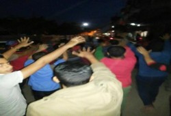 "أولتراس أبو المطامير" يتظّاهر تنديدًا بتهجير العسكر لأهالي سيناء