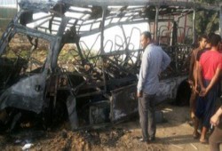 كوارث عهد السفاح :تفحم17 طالبا فى حادث تصادم أتوبيس مدارس الأورمان بالبحيرة