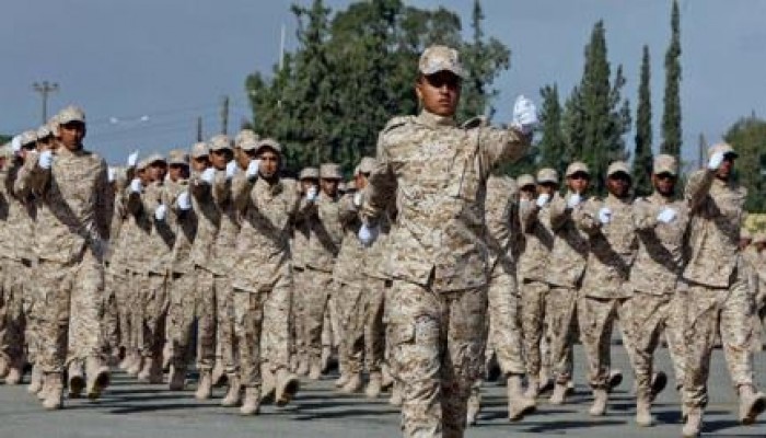 الجيش الليبي يهدد بضرب طائرات مصرية تمد المتمردين بالأسلحة