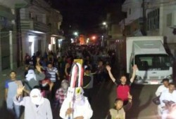 مسيرة ليلية لـ"ثوار حوش عيسي" تطالب بوقف تهجير أهالي سيناء