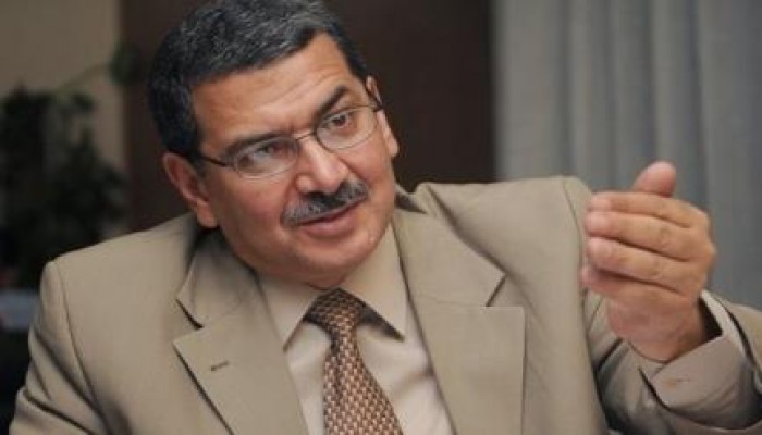 الولي: وزير مالية الانقلاب ينصف عهد الرئيس مرسي