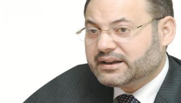 أحمد منصور: الانقلاب أُصِيب بالهستيريا والجنون