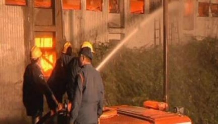 المنوفية حريق هائل بمصنع "بقها" والخسائر 2 مليون جنيه