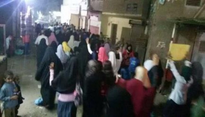 مسيرة ليلية بشبرا الخيمة تطالب بمحاكمة قادة الانقلاب