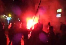 بالفيديو.. ألتراس نسور الحرية يشعل مسيرة ليلية بميامي بالاسكندرية