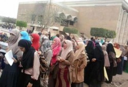 مسيرة لطالبات أزهر الزقازيق رفضًا لفصل زملائهن