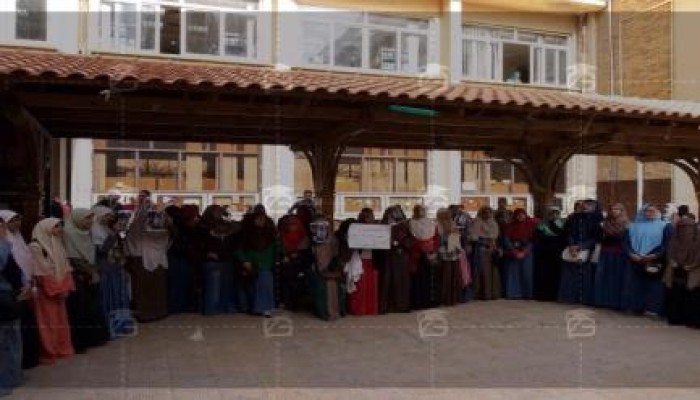 طالبات تجارة الإسكندرية يهتفن: ‏فاطمة يا حرة .. الثورة مستمرة