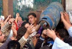 "تموين الانقلاب" بإيتاى البارود تبيع اسطوانات البوتجاز بأقل من وزنها الحقيقي