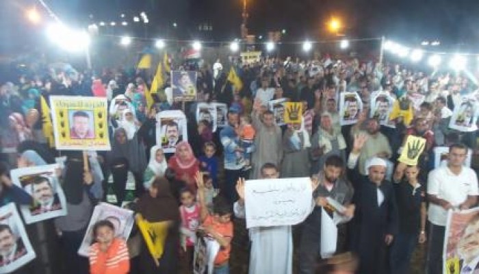 بالصور .. ثوار بلطيم ينظمون " ليلة ثورية " ومهرجان ومنصة تحاكي منصة رابعة
