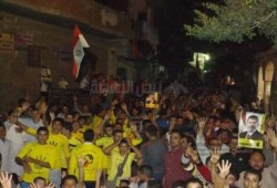 ثوار منشية رضوان يطالبون بإسقاط النظام والإفراج عن المعتقلين