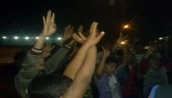 البحيرة: وقفة ليلية لـ"طلاب مركز دمنهور" تنديدًا باستهداف الانقلاب للحراك الثوري
