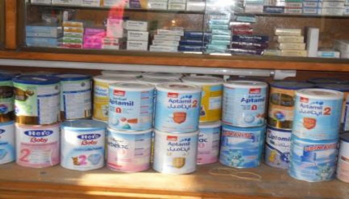اختفاء ألبان الأطفال من الأسواق يهدد حياة 2.5 مليون طفل