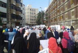 بالصور .. مسيرات حاشدة في جامعة المنصورة تزامناً مع مرور 365 يوم علي اعتقال فتيات المنصورة