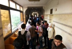 بالصور .. بعد فصل نائب رئيس اتحاد طلاب بيطري .. إضراب كامل لطلاب كلية الطب البيطرى